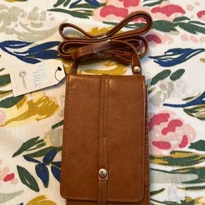 Time and Tru crossbody wallet purse